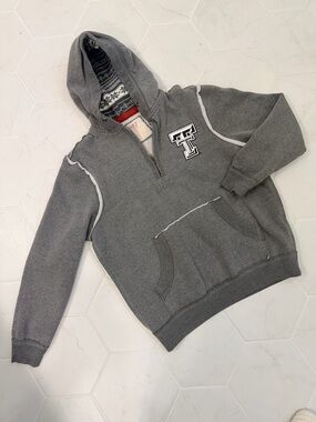 Texas Tech Men's Gray Hooded Pullover Sweater with Front Pocket